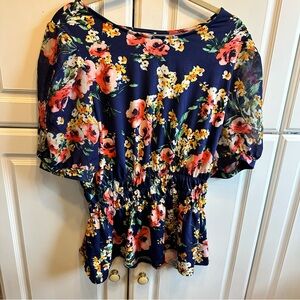 Floral Navy Short-Sleeve Peplum Top - Women